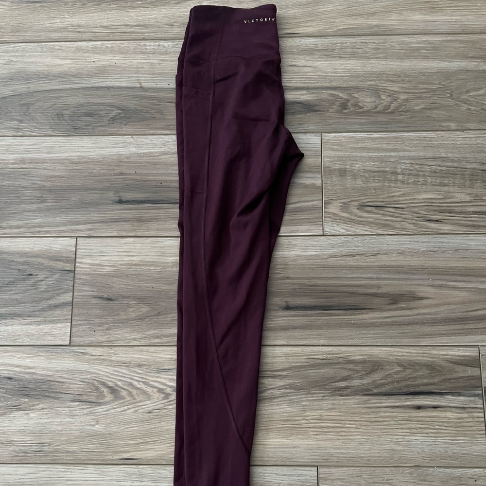VS leggings